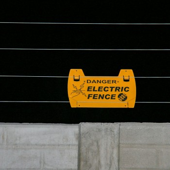 Electric Fence Warning Sign